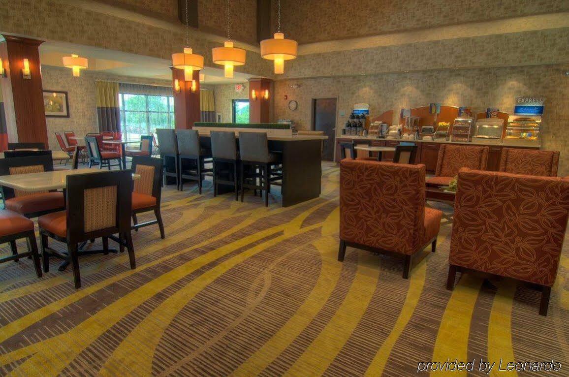 Holiday Inn Express Conway By Ihg Exterior photo
